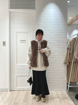 「アイテム（ベスト、ブラウン系）」を使った、mystic_ayakoさん（レディース・158cm）の秋コーディネート