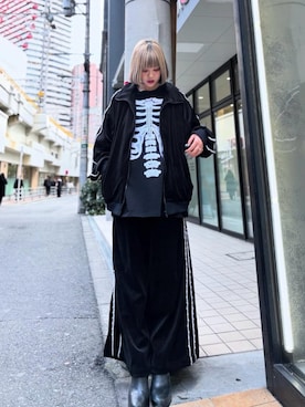「ROYAL FLASH（ロイヤルフラッシュ）のアイテム」を使った、ミカさん（レディース・166cm）の春コーディネート