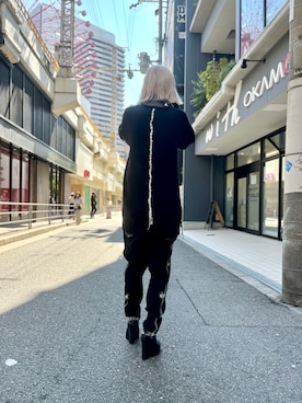 「KMRii（ケムリ）のアイテム」を使った、ミカさん（レディース・166cm）の夏コーディネート
