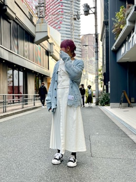 「ロイヤルフラッシュ」｜「アイテム（スウェット）」を使った、ミカさん（レディース・166cm）の秋コーディネート