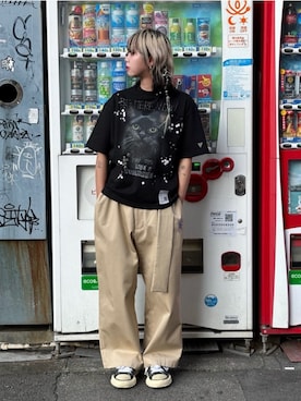 「アイテム（チノパンツ）」を使った、ミカさん（レディース・166cm）の秋コーディネート