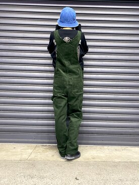 「ROYAL FLASH（ロイヤルフラッシュ）のアイテム（オールインワン・サロペット）」を使った、ミカさん（レディース・166cm）の冬コーディネート