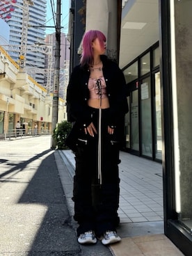 「ROYAL FLASH（ロイヤルフラッシュ）のアイテム」を使った、ミカさん（レディース・166cm）の春コーディネート