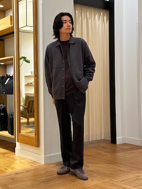 「秋のシャツ着こなし術」｜「アイテム（シューズ）」を使った、キムラさん（メンズ・177cm）の秋コーディネート