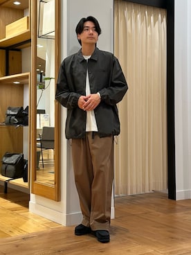 「MARMOT（マーモット）の『別注』Marmot×DOORS　COACH SHIRTS JACKET（その他アウター、ブラック系）」を使った、キムラさん（メンズ・177cm）の春コーディネート