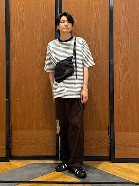 「URBAN RESEARCH DOORS（アーバンリサーチドアーズ）のプレーティングマルチボーダーTシャツ（Tシャツ/カットソー、ホワイト系）」を使った、キムラさん（メンズ・177cm）の春コーディネート