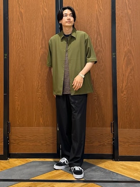 「URBAN RESEARCH DOORS（アーバンリサーチドアーズ）の『仁村紗和さん着用』『UR TECH』サマシェア ショートスリーブシャツカーディガン（カーディガン/ボレロ、グリーン系）」を使った、キムラさん（メンズ・177cm）の夏コーディネート