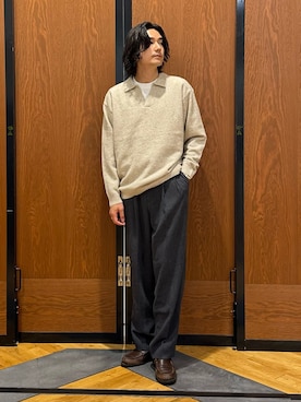 「URBAN RESEARCH DOORS（アーバンリサーチドアーズ）のウール混もちもちスキッパーニット（ニット/セーター、ベージュ系）」を使った、キムラさん（メンズ・177cm）の秋コーディネート
