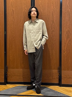 「URBAN RESEARCH DOORS（アーバンリサーチドアーズ）のTW レギュラーカラーロングスリーブシャツ（シャツ/ブラウス、ベージュ系）」を使った、キムラさん（メンズ・177cm）の秋コーディネート
