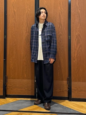 「EKAL（エカル）のアイテム（その他パンツ）」を使った、キムラさん（メンズ・177cm）の秋コーディネート