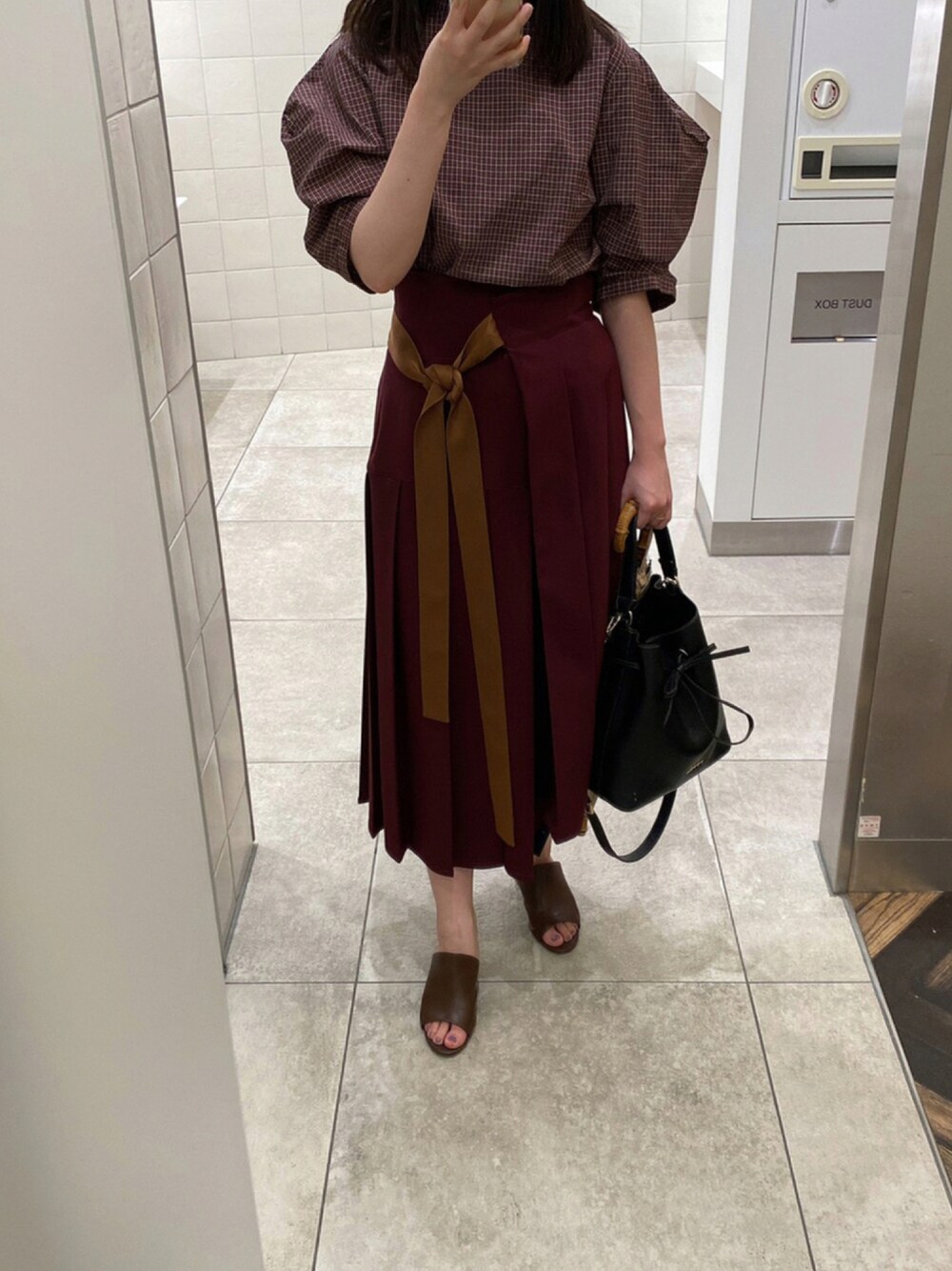 「ootd、LE CIEL BLEU

、Lily Brown、furla、utatane」｜「LILY BROWNのアイテム（サンダル、ブラウン系）」を使った、yurinakoさん（レディース・156cm）の夏コーディネートの1枚目の写真