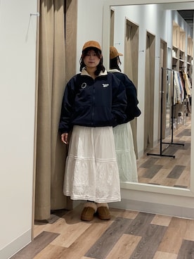 「スカートコーデ」｜「アイテム（ブルゾン）」を使った、みおさん（レディース・155cm）の秋コーディネート