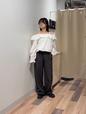 「CPCM（シーピーシーエム）のフリルバルーンブラウス（シャツ/ブラウス、ホワイト系）」を使った、みおさん（レディース・156cm）の春コーディネート