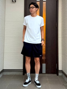 「UNIVERSAL OVERALL（ユニバーサルオーバーオール）のアイテム」を使った、ATSUさん（メンズ・182cm）の夏コーディネート