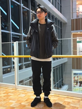 「Clarks（クラークス）のアイテム」を使った、ATSUさん（メンズ・182cm）の冬コーディネート