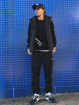 「アイテム（ダウンベスト）」を使った、ATSUさん（メンズ・182cm）の秋コーディネート