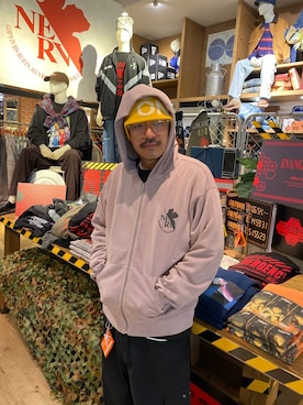 「アイテム（パーカー）」を使った、堀井圭さん（メンズ・172cm・40代）の秋コーディネート