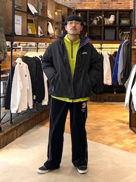 「アイテム（スウェット）」を使った、堀井圭さん（メンズ・172cm・30代）の秋コーディネート