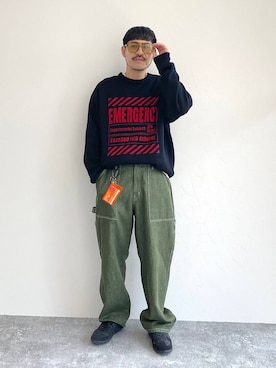 「アイテム（カードケース）」を使った、堀井圭さん（メンズ・172cm）の秋コーディネート