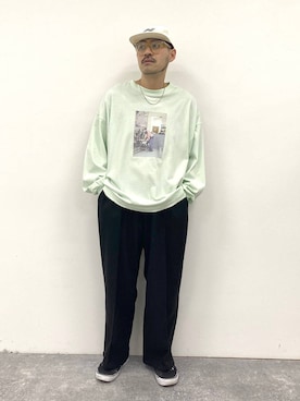 「NUMERALS（ヌメラルズ）のアイテム（スラックス）」を使った、堀井圭さん（メンズ・172cm）の冬コーディネート