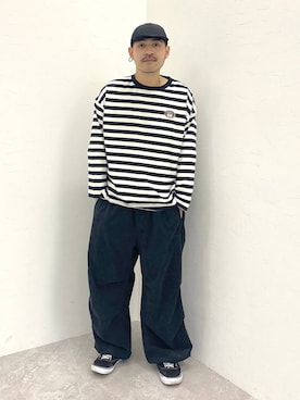 「NUMERALS（ヌメラルズ）のアイテム（パンツ）」を使った、堀井圭さん（メンズ・172cm）の冬コーディネート