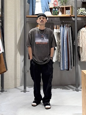 「NUMERALS（ヌメラルズ）のアイテム」を使った、堀井圭さん（メンズ・172cm）の夏コーディネート