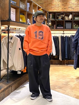 「niko and ...」｜「アイテム（キャップ）」を使った、堀井圭さん（メンズ・172cm）の秋コーディネート