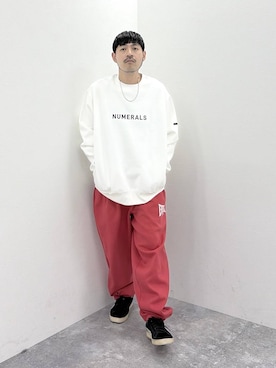 「niko and...（ニコアンド）のシルバーデザインネックレス（ネックレス、その他）」を使った、堀井圭さん（メンズ・172cm）の秋コーディネート