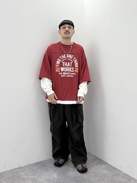 「niko and...（ニコアンド）のフェードワイドカーゴパンツ（カーゴパンツ、ブラック系）」を使った、堀井圭さん（メンズ・172cm）の秋コーディネート