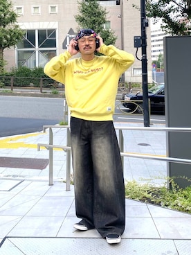 「アイテム（デニムパンツ）」を使った、堀井圭さん（メンズ・172cm・30代）の夏コーディネート