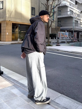 「NUMERALS（ヌメラルズ）のアイテム」を使った、堀井圭さん（メンズ・172cm）の春コーディネート