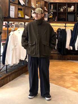 「アイテム（ブルゾン）」を使った、堀井圭さん（メンズ・172cm）の秋コーディネート