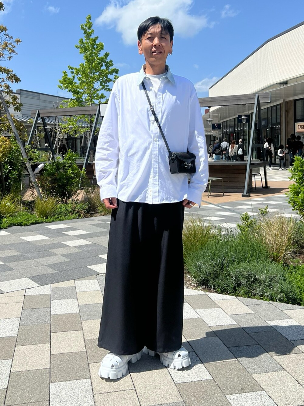 【夏のコーディネートに】PRADA スエードレザーサンダル ブルー 夏のコーディネートに】PRADA スエードレザーサンダル ブルー