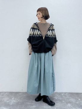「studio CLIP（スタディオクリップ）の《natural by clip》CNミニフリルコクーンスカート（Skirt、ブルー系）」を使った、Rieさん（レディース・168cm）の秋コーディネート