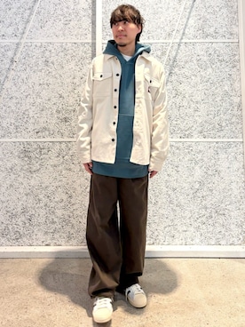 「アイテム（パーカー）」を使った、YIさん（メンズ・160cm）の秋コーディネート