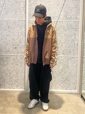YIさんの「クラシック モノ ウインドブレーカー トラックジャケット / アディダスオリジナルス adidas Originals」を使ったコーディネート