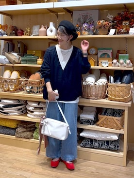 「アイテム（ストール/ショール）」を使った、ともちんさん（レディース・153cm）の秋コーディネート