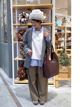 「アイテム（モカシン/デッキシューズ）」を使った、ともちんさん（レディース・153cm・40代）の秋コーディネート