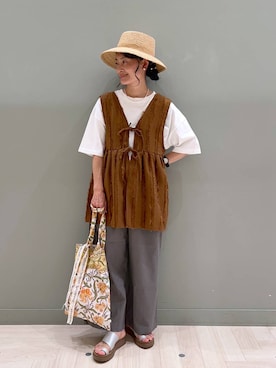 「アイテム（ベスト）」を使った、ともちんさん（レディース・153cm・40代）の夏コーディネート