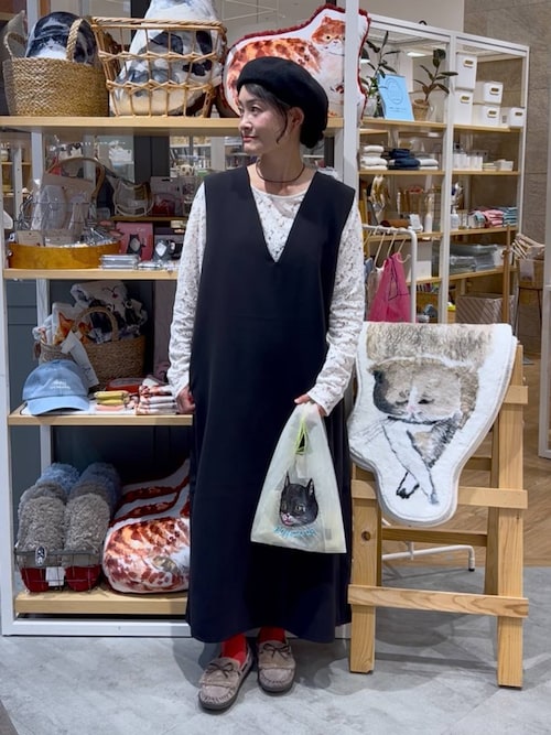 セール】キレイ見えVネックワンピース《オケージョン2025AW