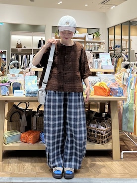 「studio CLIP（スタディオクリップ）のアイテム（パンツ）」を使った、ともちんさん（レディース・153cm）の春コーディネート