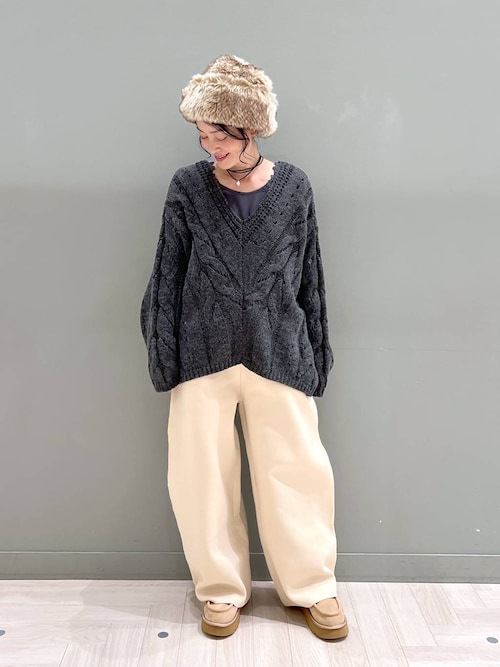 セール】3ゲージVネックケーブルニットプルオーバー（ニット/セーター
