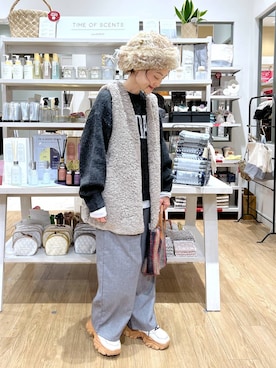 「アイテム（ベスト）」を使った、ともちんさん（レディース・153cm・40代）の冬コーディネート