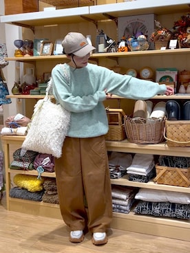 「アイテム（キャップ）」を使った、ともちんさん（レディース・153cm・40代）の秋コーディネート