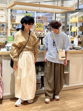 「アイテム（財布）」を使った、ともちんさん（レディース・153cm）の秋コーディネート