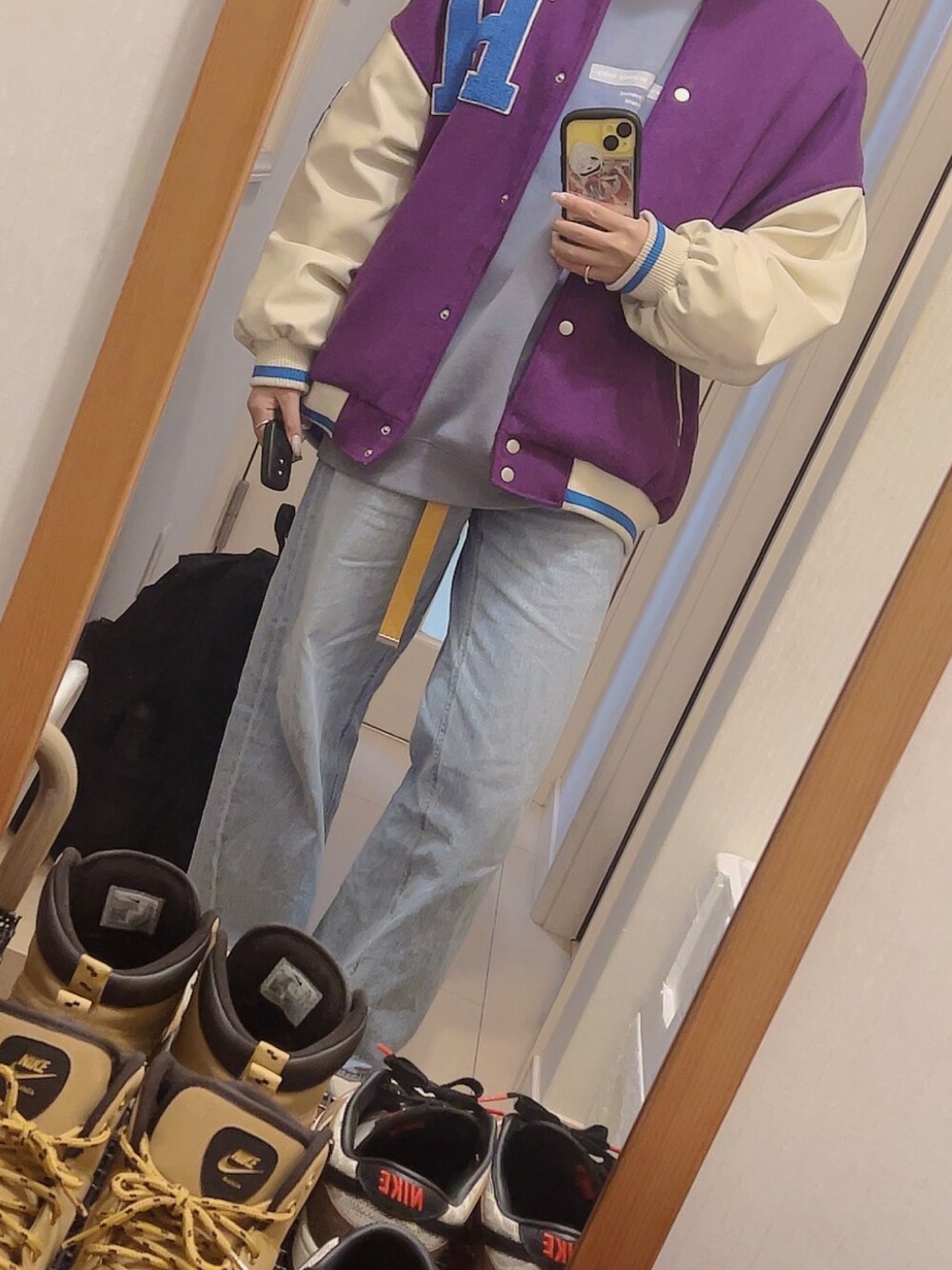 「ZARAのアイテム（スタジャン、パープル系）」を使った、sy2000さん（レディース・158cm）の冬コーディネートの1枚目の写真