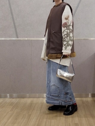 Ameri（アメリ）の「UND REVERSIBLE MOTTLED FUR VEST（ベスト