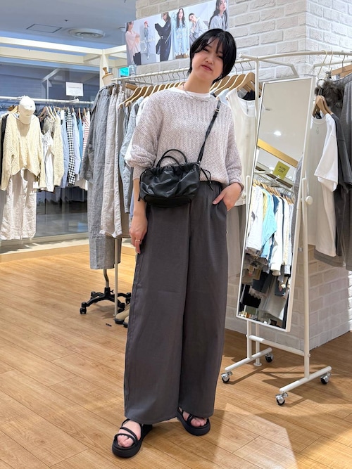 すっきりワイドストレートパンツ[プチ・プラスサイズあり]（その他