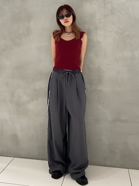 「アイテム（タンクトップ、レッド系）」を使った、reny33さん（レディース・162cm）の夏コーディネート