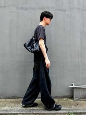 「russet（ラシット）のレザートライアングル2WAYショルダーバッグ（ショルダーバッグ、ブラック系）」を使った、kodaさん（メンズ・173cm）の夏コーディネート